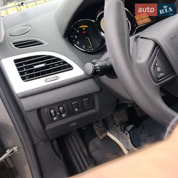 Хэтчбек Renault Megane 2011 в Сумах