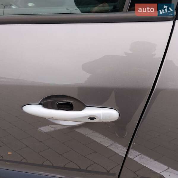 Хэтчбек Renault Megane 2011 в Сумах