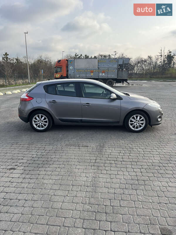 Хэтчбек Renault Megane 2011 в Радивилове