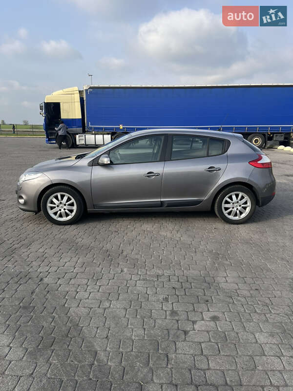 Хэтчбек Renault Megane 2011 в Радивилове