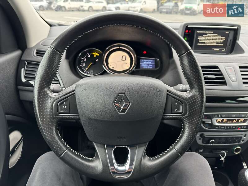 Универсал Renault Megane 2014 в Киеве фото 29 Универсал Renault Megane 2014 в Киеве