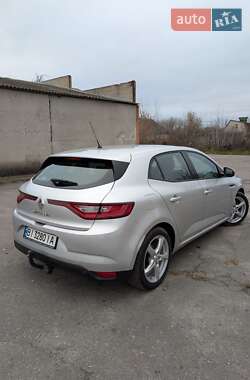 Хэтчбек Renault Megane 2017 в Миргороде