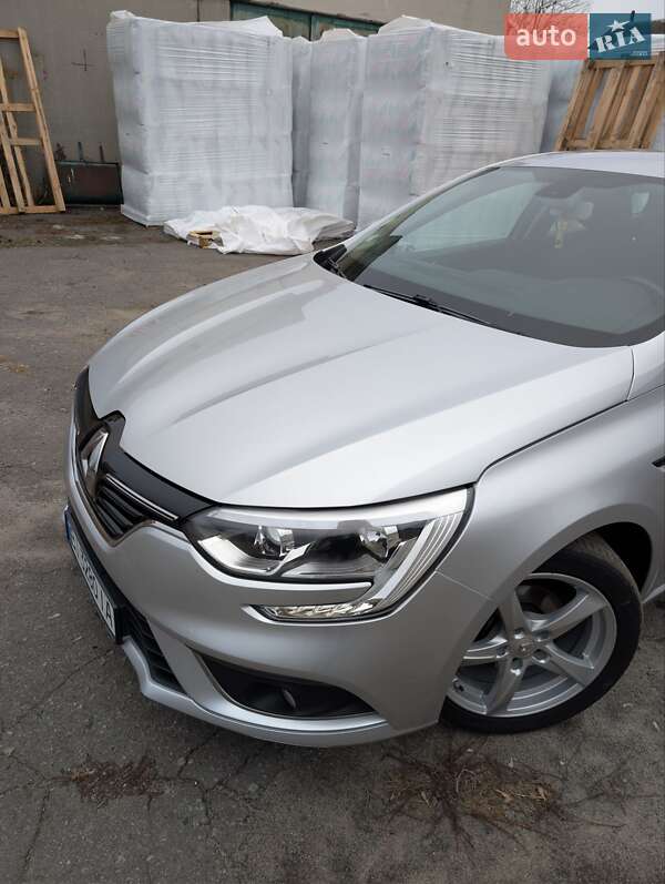 Хэтчбек Renault Megane 2017 в Миргороде фото 11 Хэтчбек Renault Megane 2017 в Миргороде