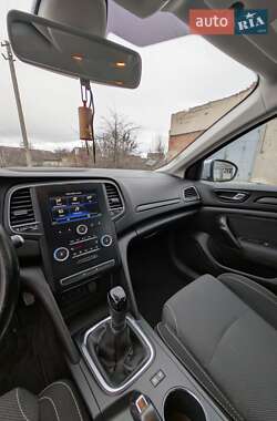 Хэтчбек Renault Megane 2017 в Миргороде