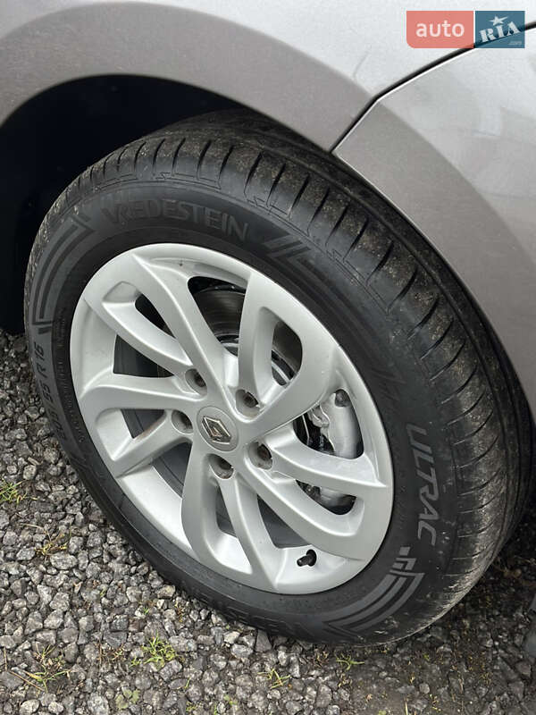 Хэтчбек Renault Megane 2013 в Виннице