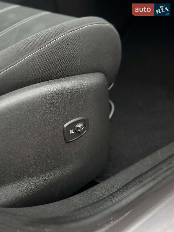 Хэтчбек Renault Megane 2013 в Виннице