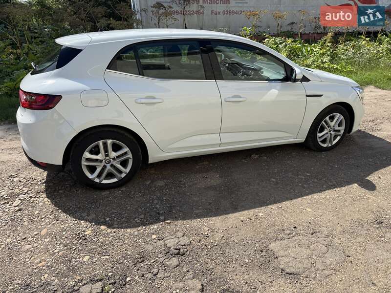 Хэтчбек Renault Megane 2017 в Калуше фото 6 Хэтчбек Renault Megane 2017 в Калуше