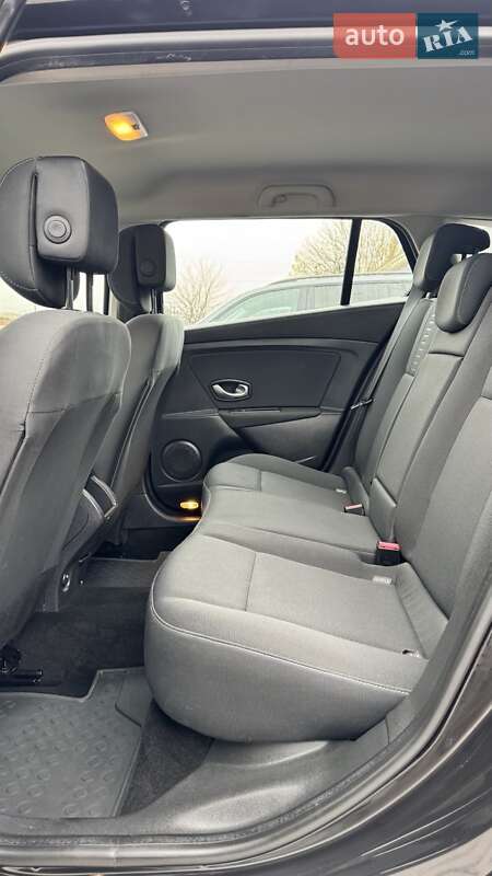 Универсал Renault Megane 2010 в Кропивницком фото 20 Универсал Renault Megane 2010 в Кропивницком