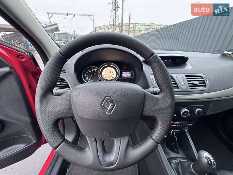 Хэтчбек Renault Megane 2013 в Полтаве