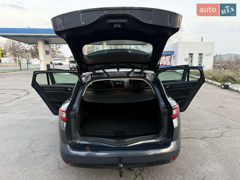 Универсал Renault Megane 2020 в Днепре фото 74 Универсал Renault Megane 2020 в Днепре