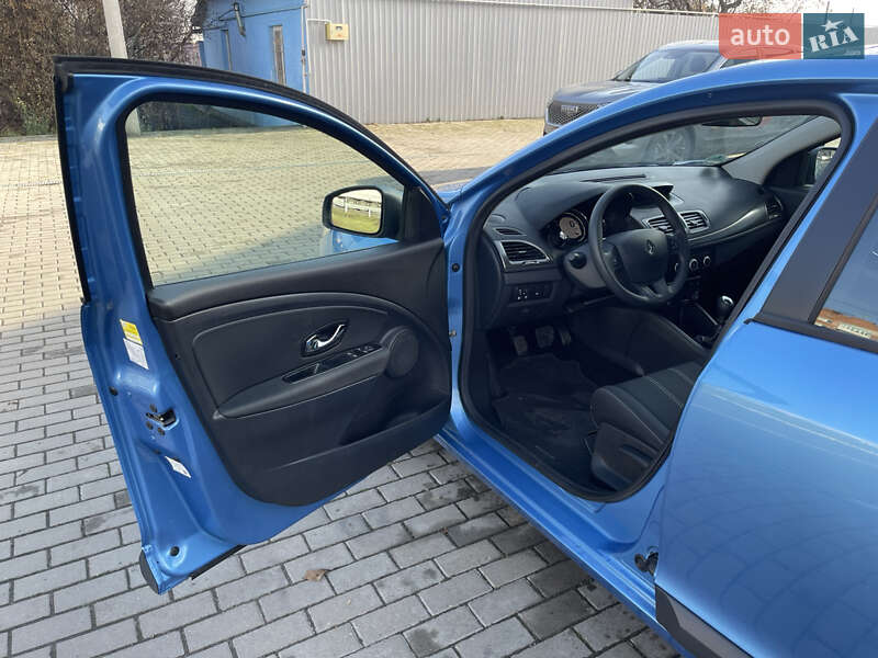 Универсал Renault Megane 2015 в Полтаве