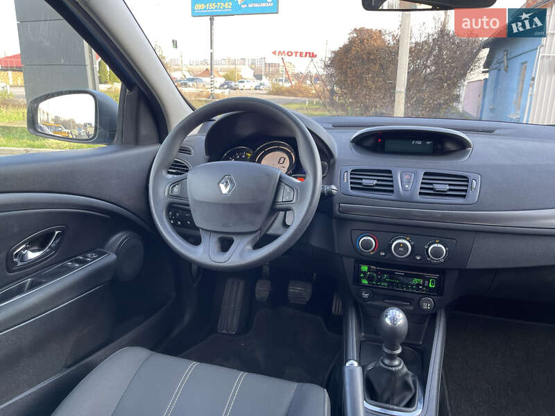 Универсал Renault Megane 2015 в Полтаве