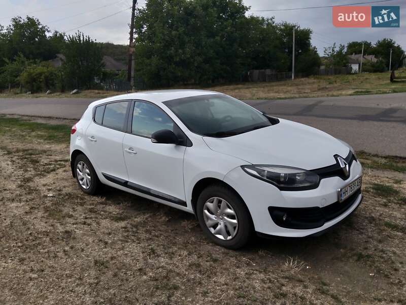 Хэтчбек Renault Megane 2014 в Первомайске
