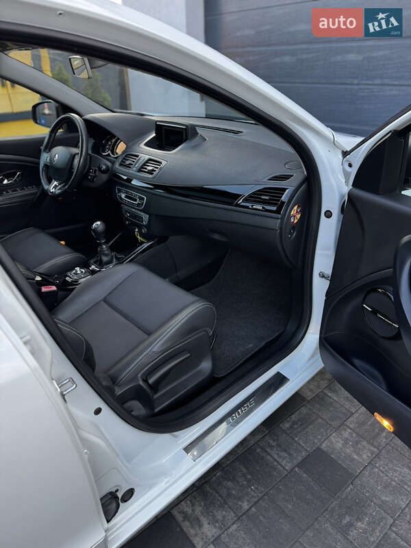 Универсал Renault Megane 2013 в Полтаве фото 34 Универсал Renault Megane 2013 в Полтаве