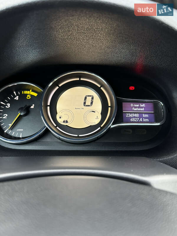 Универсал Renault Megane 2013 в Полтаве фото 43 Универсал Renault Megane 2013 в Полтаве