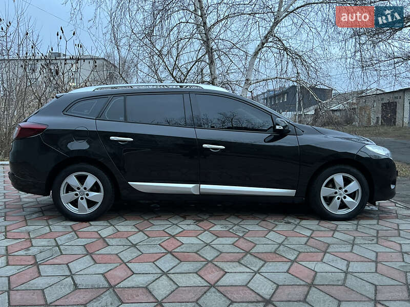 Універсал Renault Megane 2010 в Петропавлівці