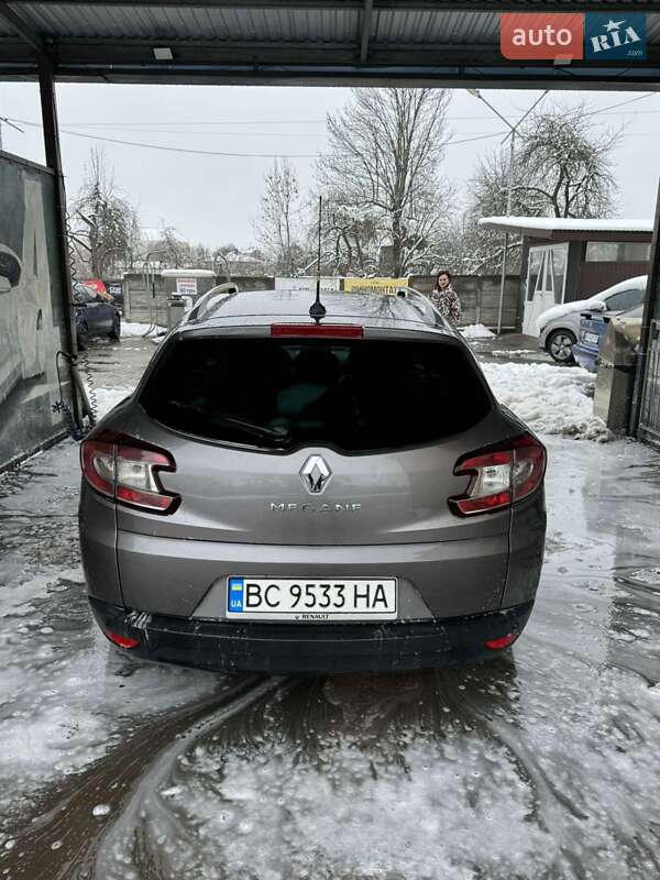 Универсал Renault Megane 2012 в Мервичах