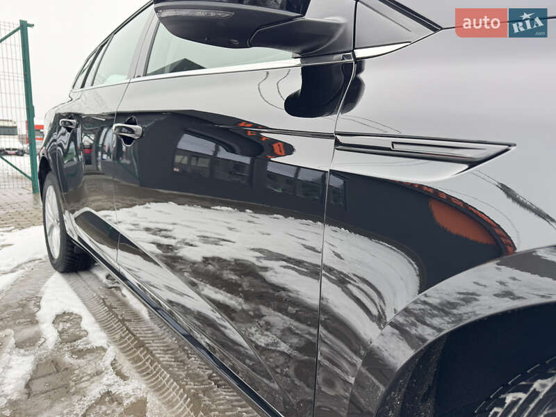 Універсал Renault Megane 2017 в Лопатині