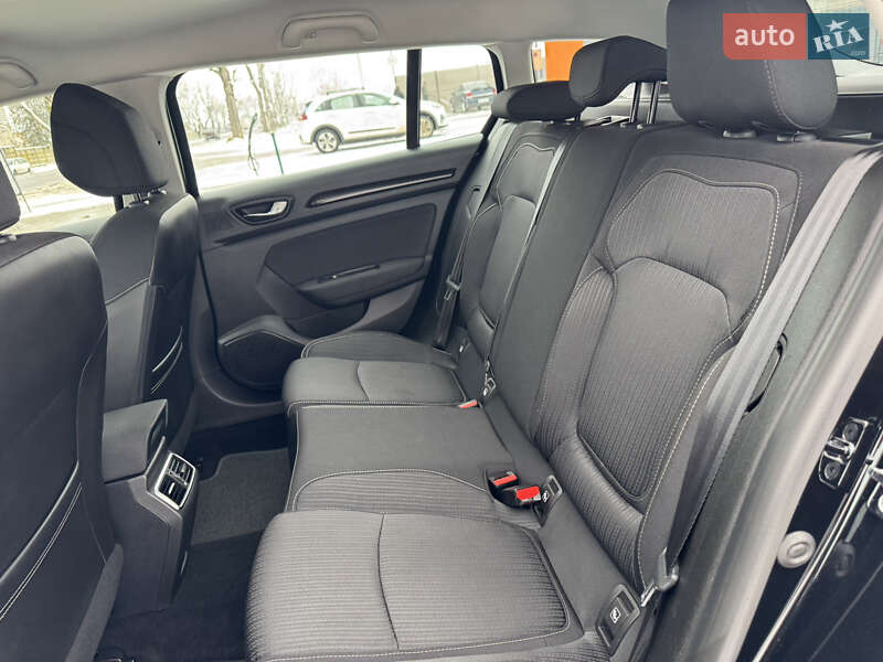 Універсал Renault Megane 2017 в Лопатині