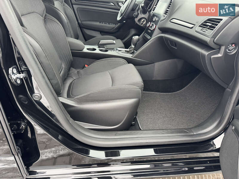 Універсал Renault Megane 2017 в Лопатині