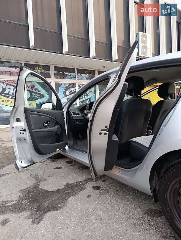 Хэтчбек Renault Megane 2008 в Запорожье