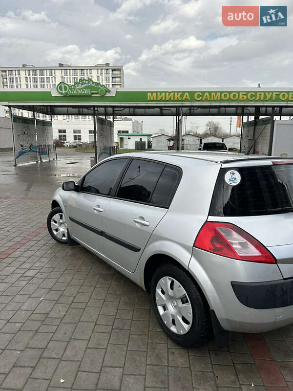 Хэтчбек Renault Megane 2004 в Ивано-Франковске