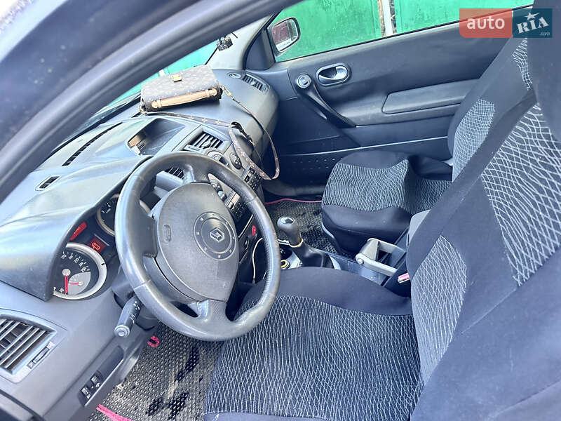 Хэтчбек Renault Megane 2004 в Львове фото 11 Хэтчбек Renault Megane 2004 в Львове