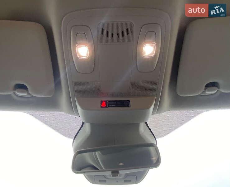 Універсал Renault Megane 2017 в Рівному фото 19 Універсал Renault Megane 2017 в Рівному