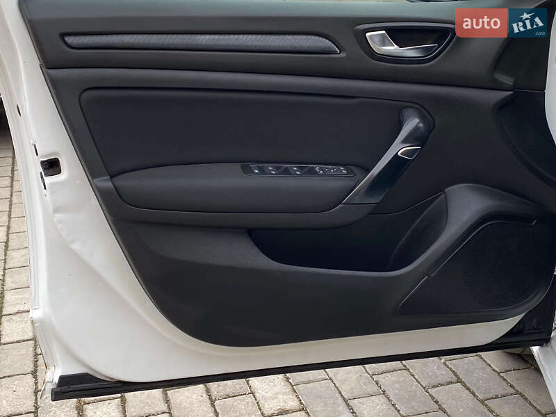 Універсал Renault Megane 2017 в Рівному фото 22 Універсал Renault Megane 2017 в Рівному