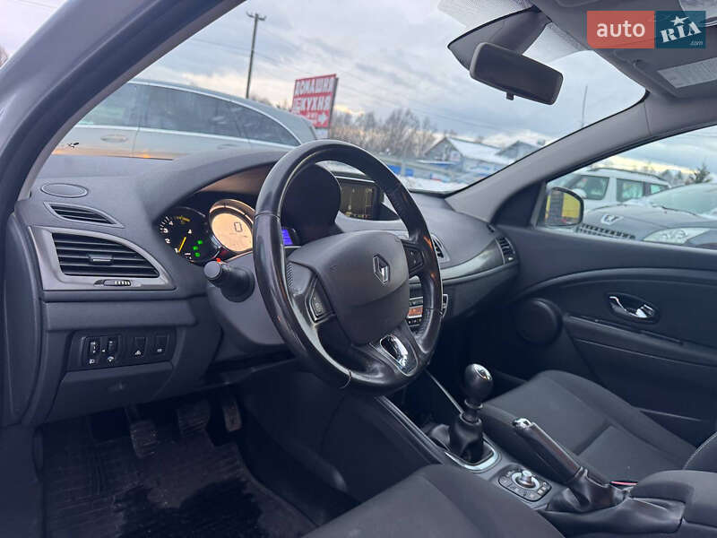 Хэтчбек Renault Megane 2013 в Стрые фото 38 Хэтчбек Renault Megane 2013 в Стрые