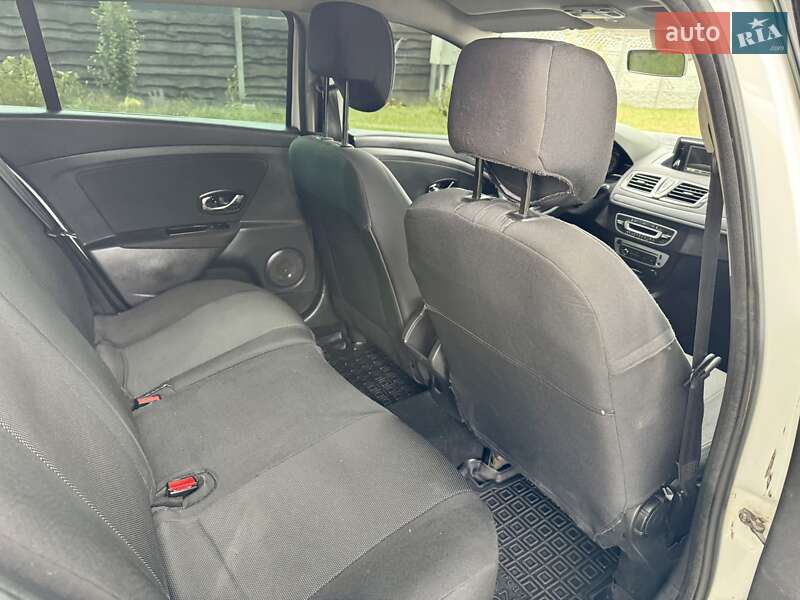 Универсал Renault Megane 2015 в Киеве