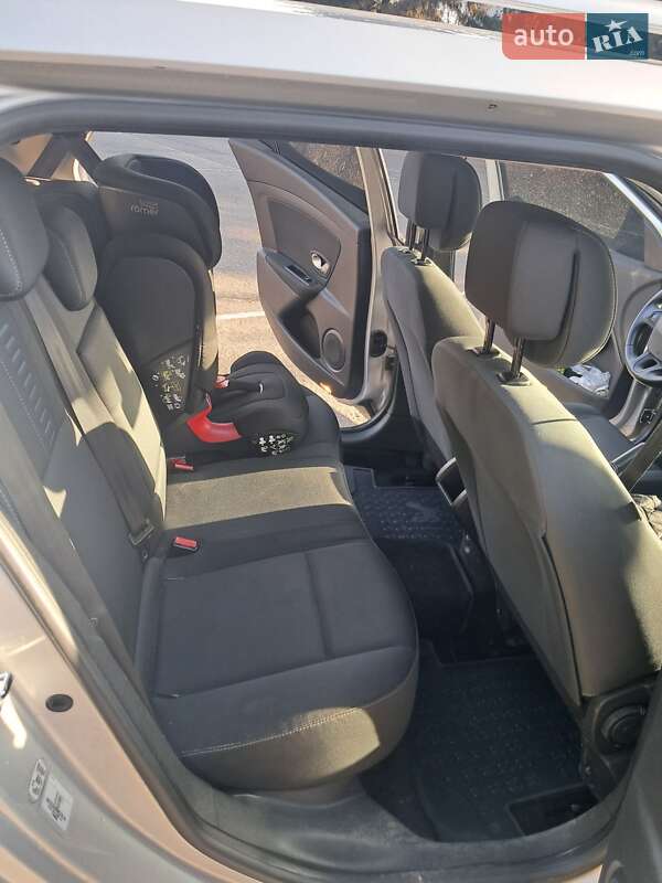 Универсал Renault Megane 2011 в Днепре