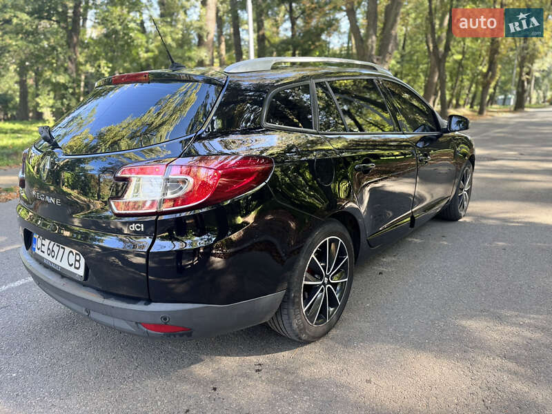 Універсал Renault Megane 2013 в Чернівцях