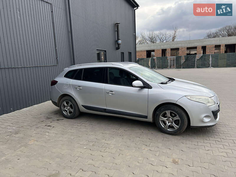 Універсал Renault Megane 2010 в Млиніві