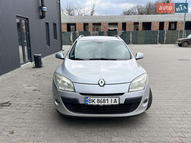 Універсал Renault Megane 2010 в Млиніві