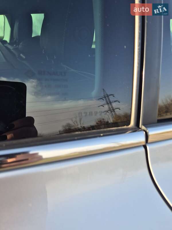 Универсал Renault Megane 2018 в Днепре фото 25 Универсал Renault Megane 2018 в Днепре