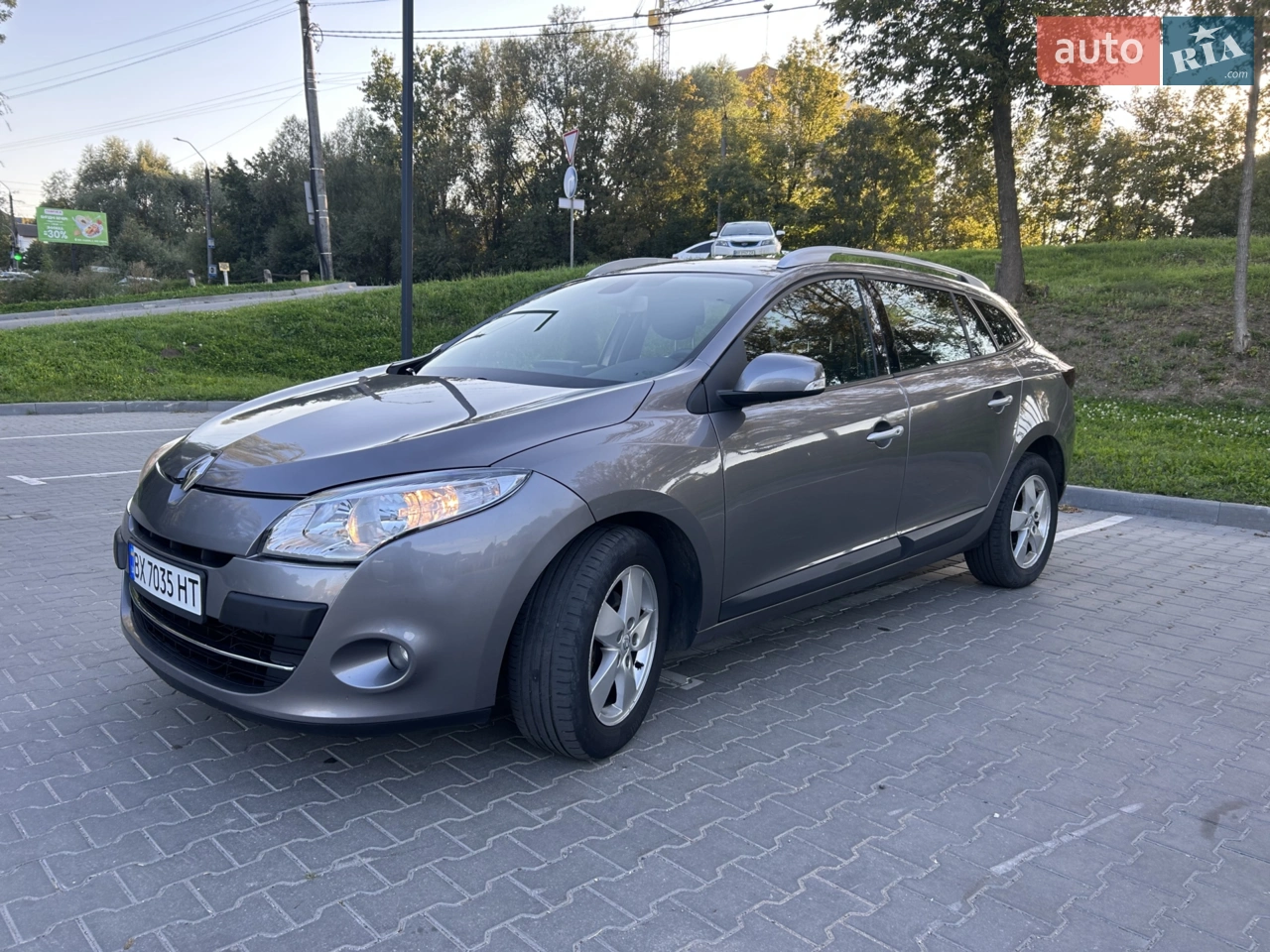 2011 Renault Megane - мініатюра 19