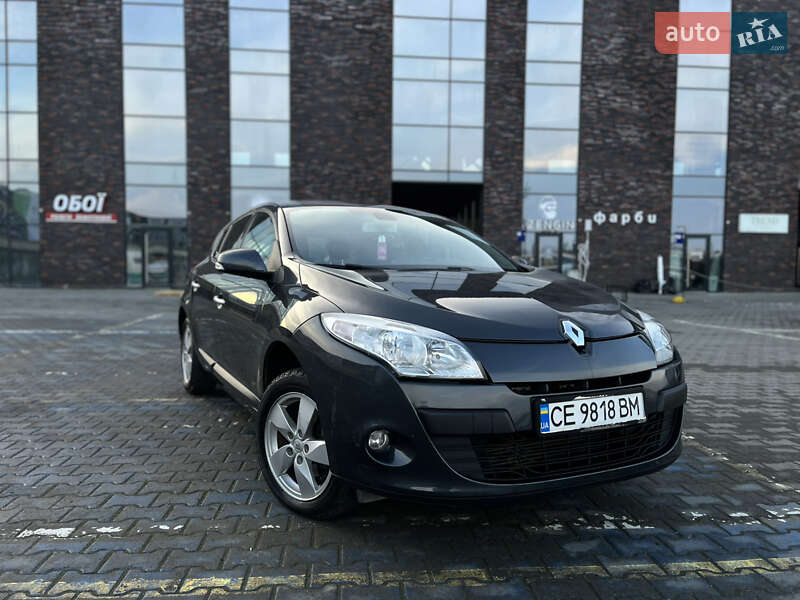 Хэтчбек Renault Megane 2011 в Черновцах