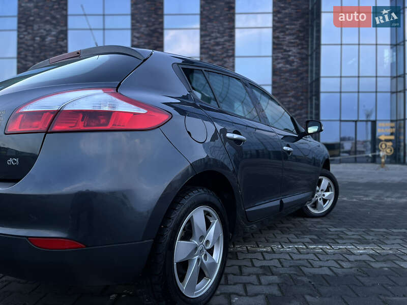 Хэтчбек Renault Megane 2011 в Черновцах