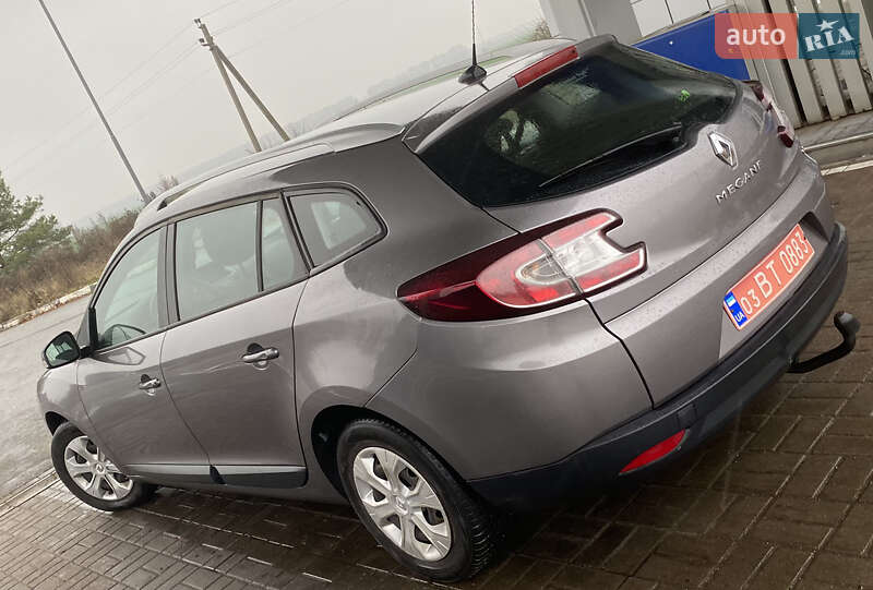 Универсал Renault Megane 2010 в Мене