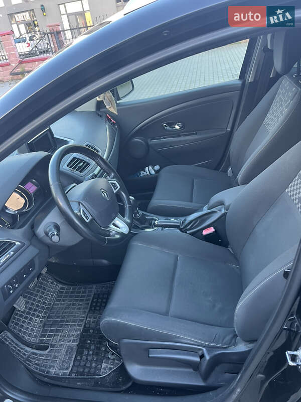 Універсал Renault Megane 2013 в Хмельницькому фото 13 Універсал Renault Megane 2013 в Хмельницькому
