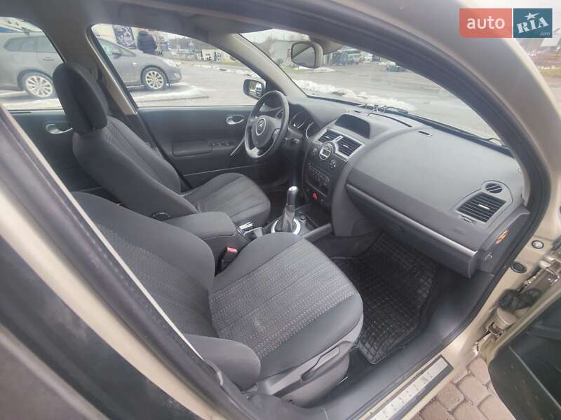 Седан Renault Megane 2008 в Львове