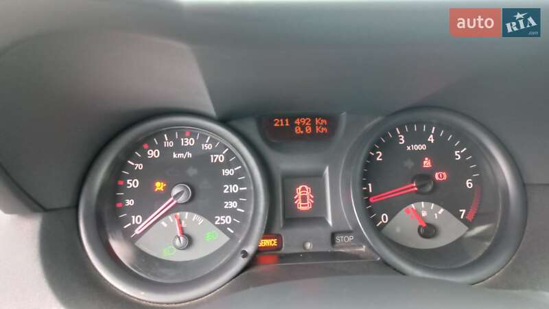 Седан Renault Megane 2005 в Києві фото 9 Седан Renault Megane 2005 в Києві