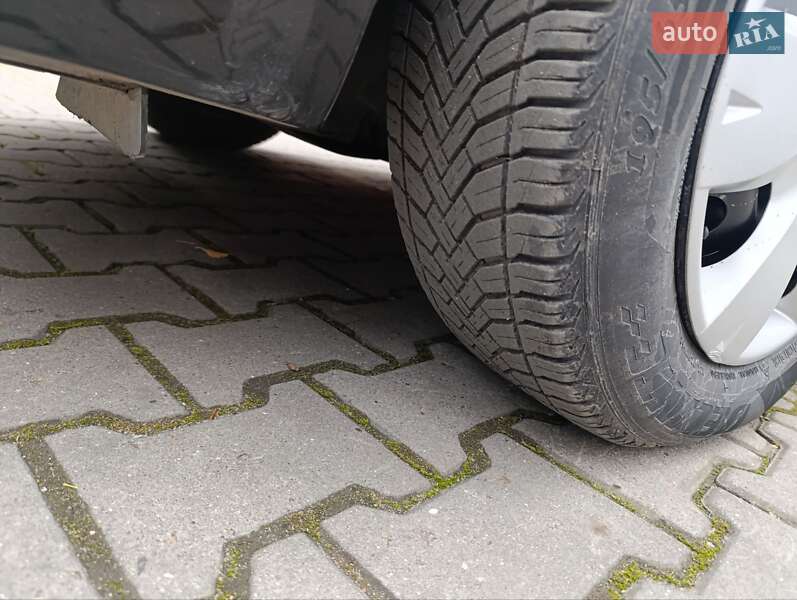 Универсал Renault Megane 2005 в Луцке фото 13 Универсал Renault Megane 2005 в Луцке