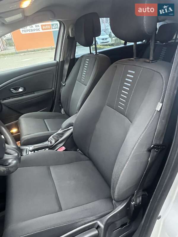 Универсал Renault Megane 2011 в Виннице фото 11 Универсал Renault Megane 2011 в Виннице