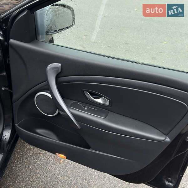 Універсал Renault Megane 2011 в Чернігові фото 18 Універсал Renault Megane 2011 в Чернігові