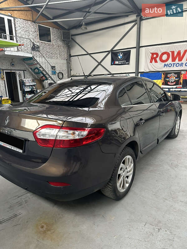 Седан Renault Megane 2016 в Хмельницькому