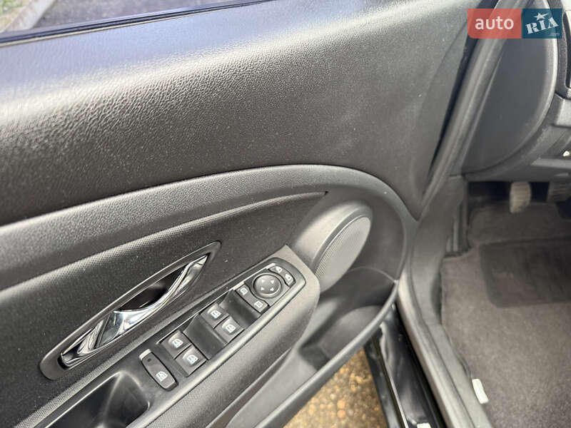Універсал Renault Megane 2013 в Кривому Розі фото 11 Універсал Renault Megane 2013 в Кривому Розі