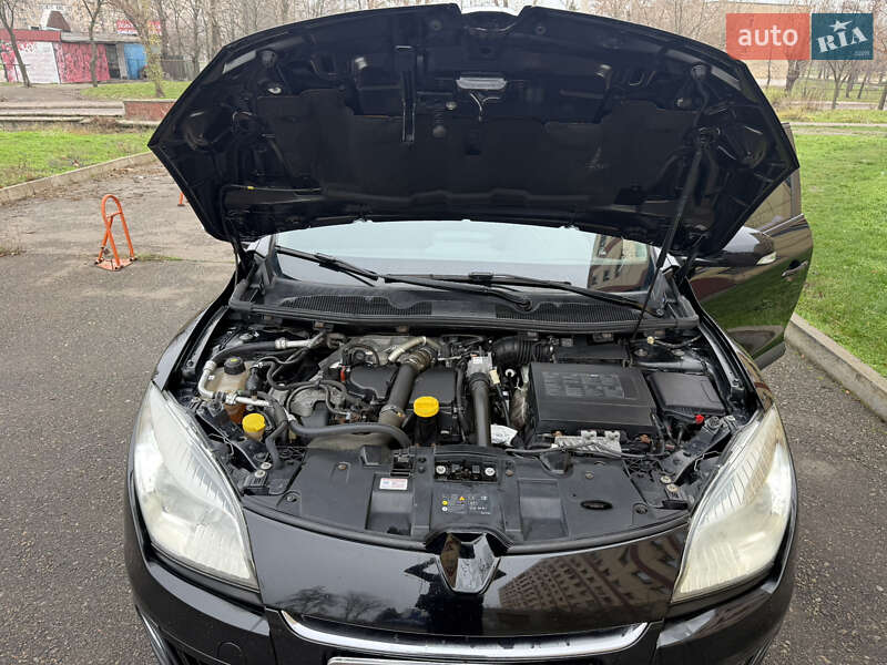 Універсал Renault Megane 2013 в Кривому Розі фото 29 Універсал Renault Megane 2013 в Кривому Розі