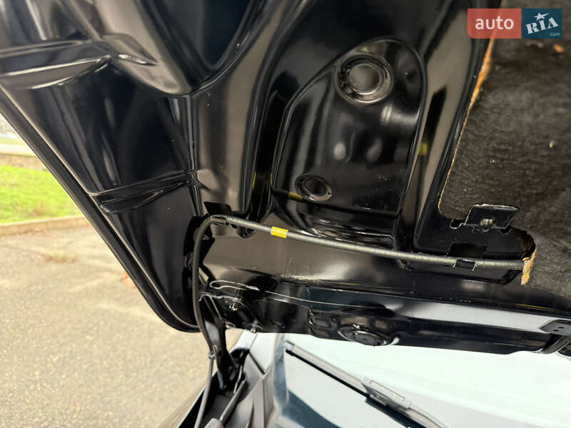 Універсал Renault Megane 2013 в Кривому Розі фото 34 Універсал Renault Megane 2013 в Кривому Розі